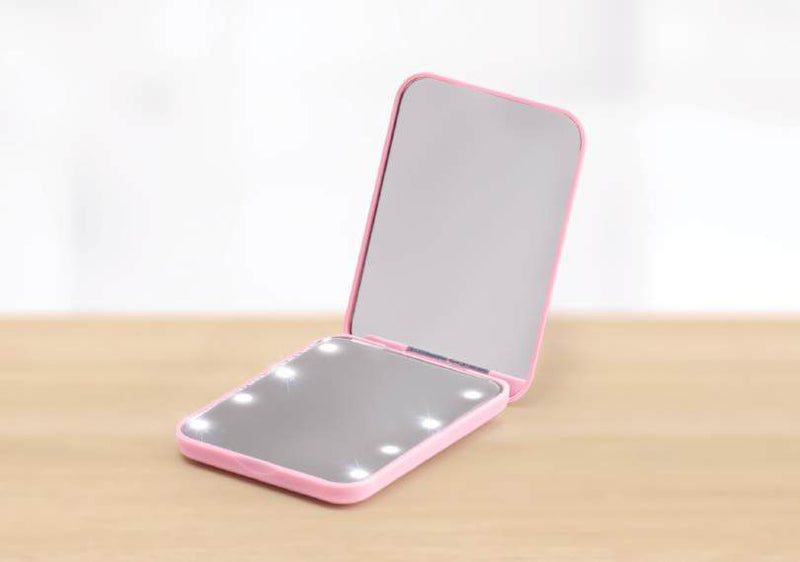 Espejo Slim LED Betterware - ¡Maquillaje Perfecto con Luz y Aumento!